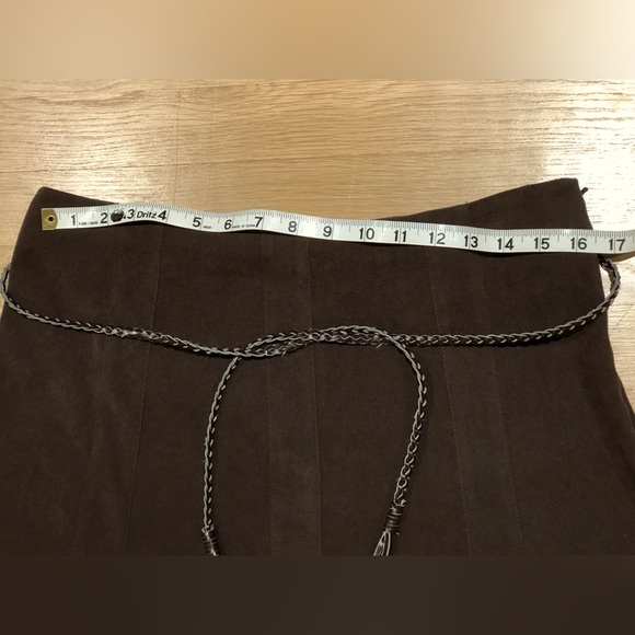 Ladies Dress Barn Mid-Calf Skirt - Sz 10 - Picture 4 of 6